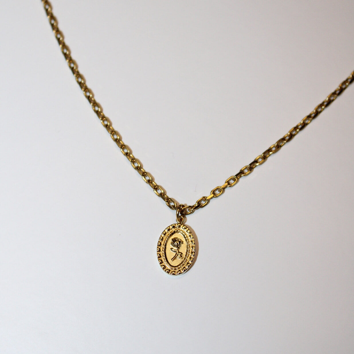 Necklace with Rose