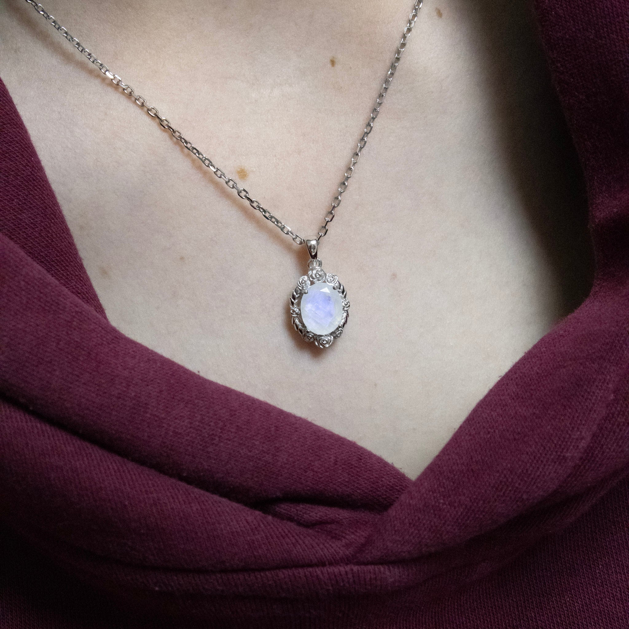 maansteen roos ketting