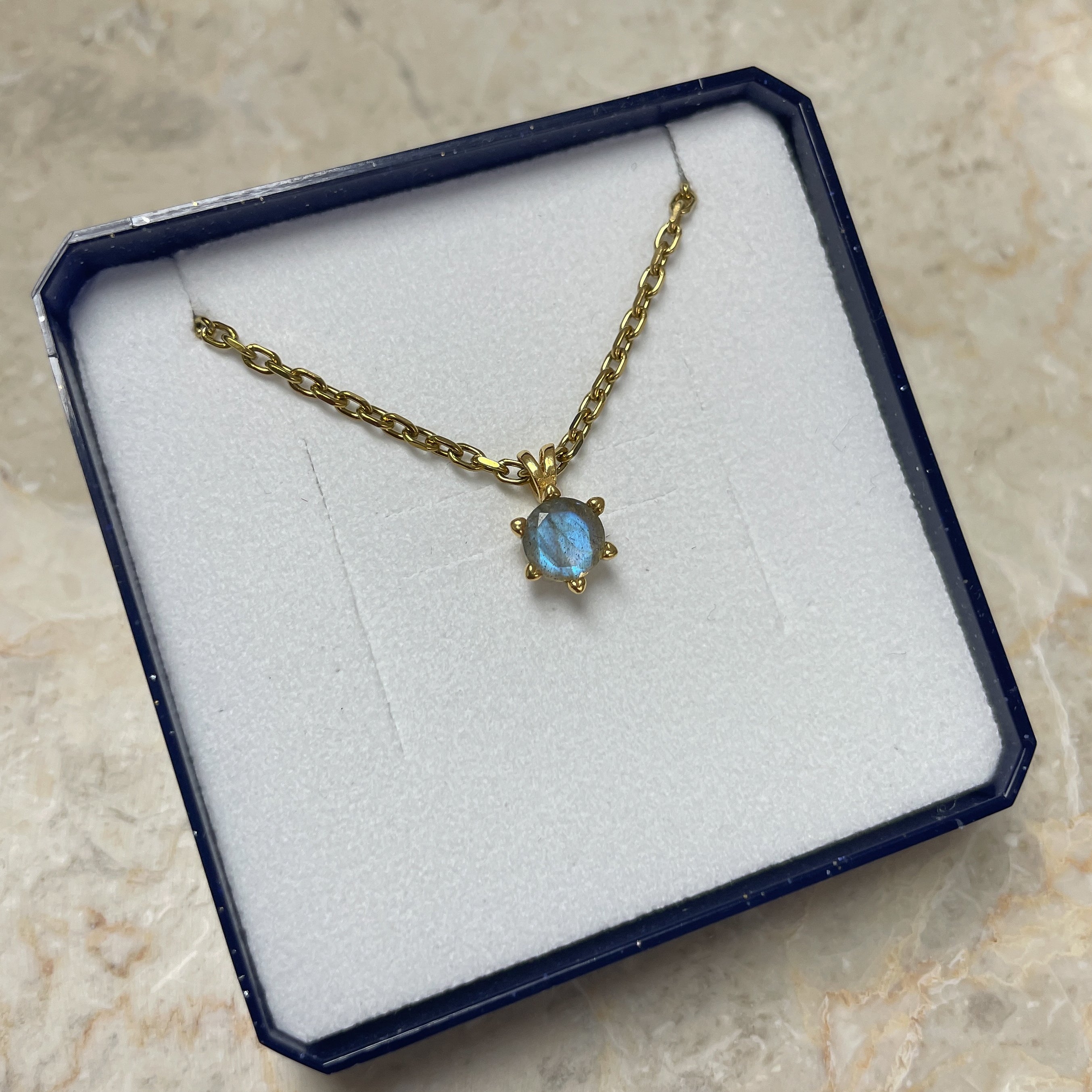 Dainty Edelsteen Ketting