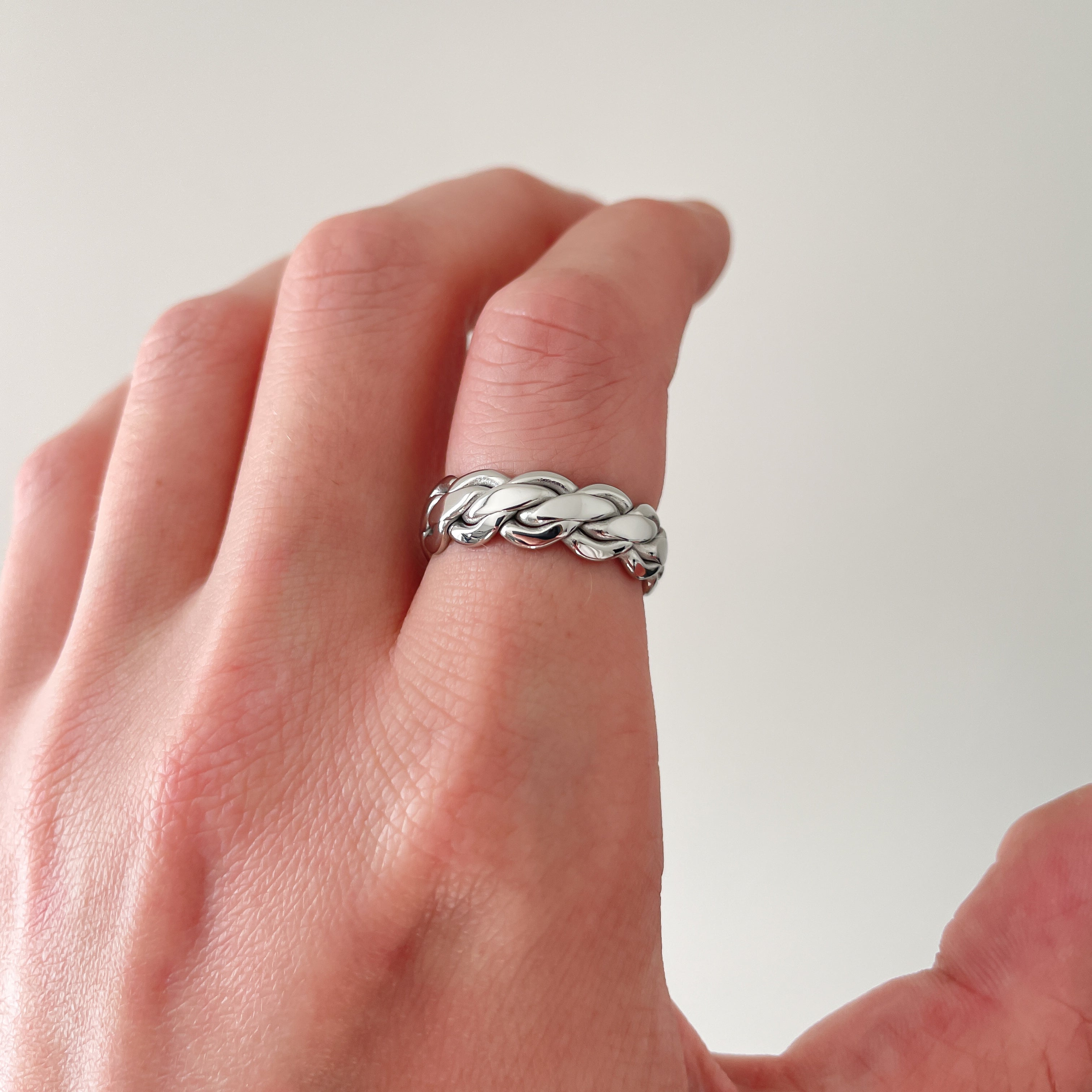 Ring met Golvend Design