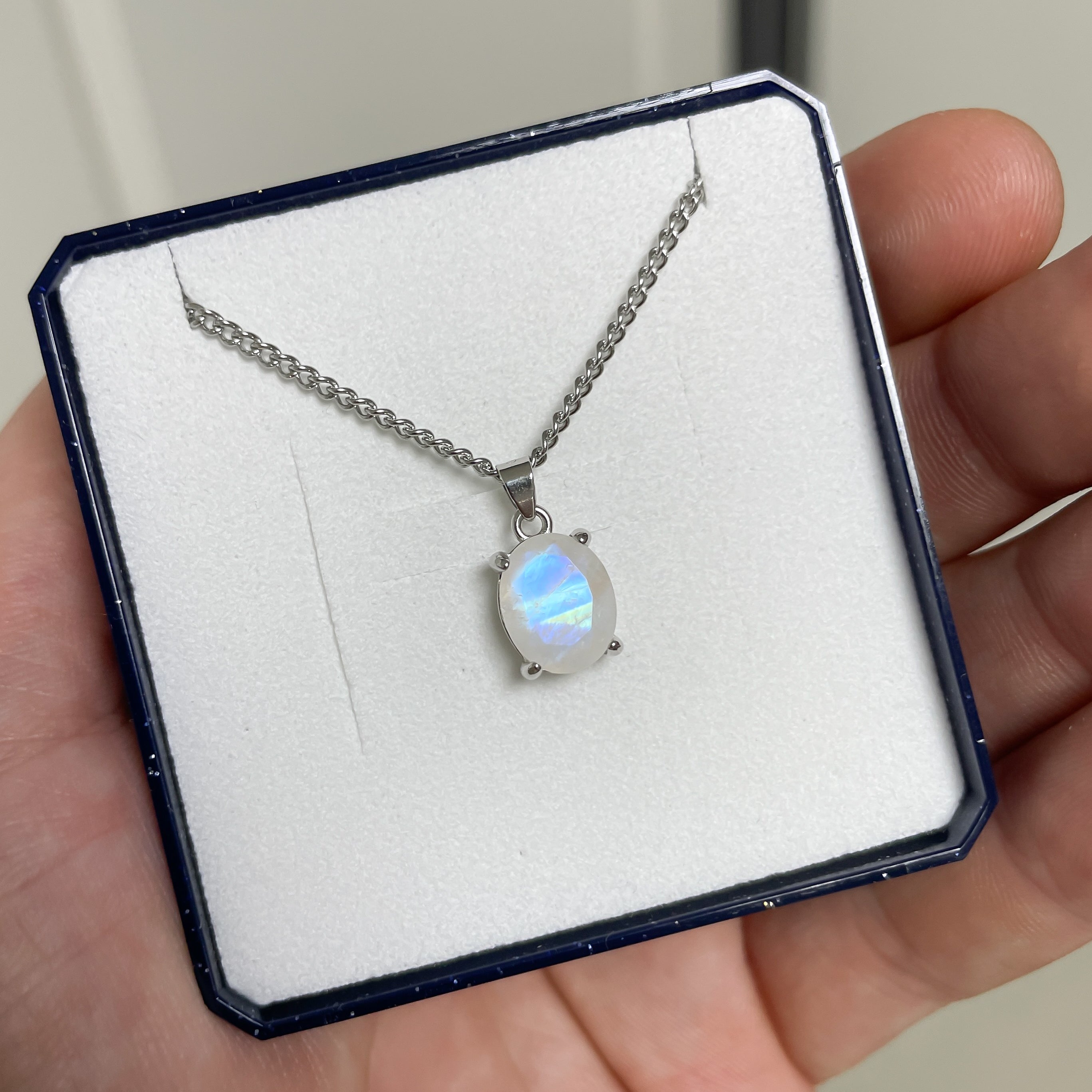 Geslepen Maansteen Ketting