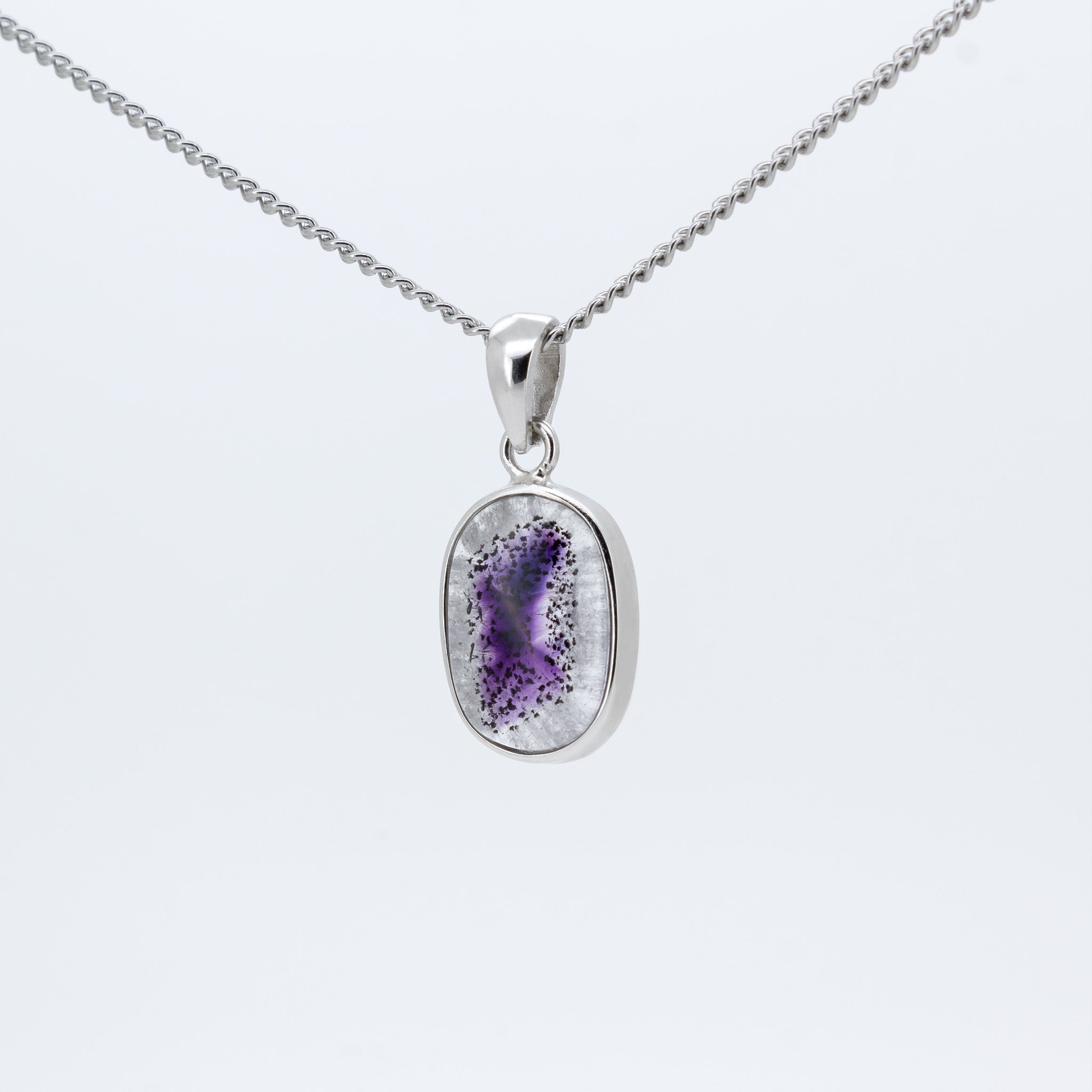 Phantom Amethist Ketting